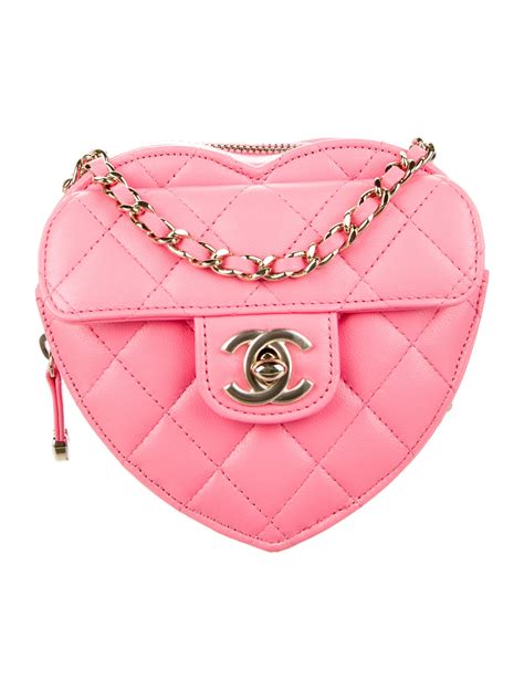 chanel heart bag cc.